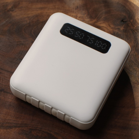 Batterie de secours personnalisable avec 4 câbles 10000 Mah Heiho