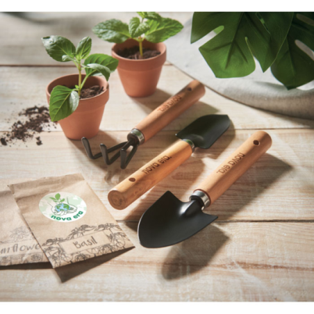 Set personnalisé avec 3 outils de jardinage GRASS